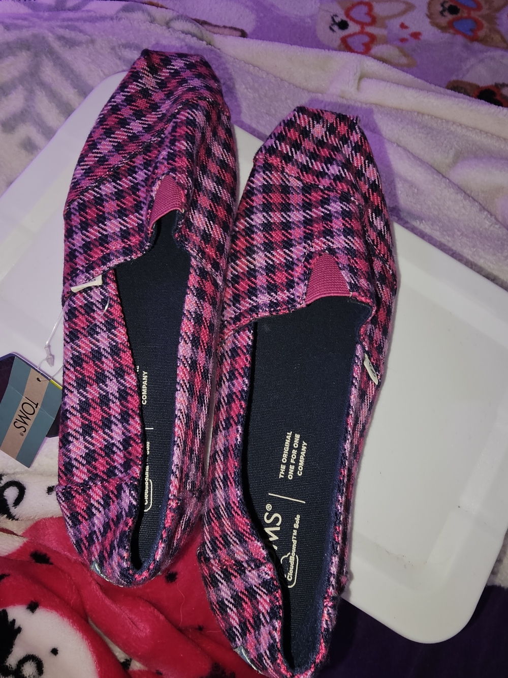 Toms Pink and Black Houndstooth Slip-On Flats NWT
